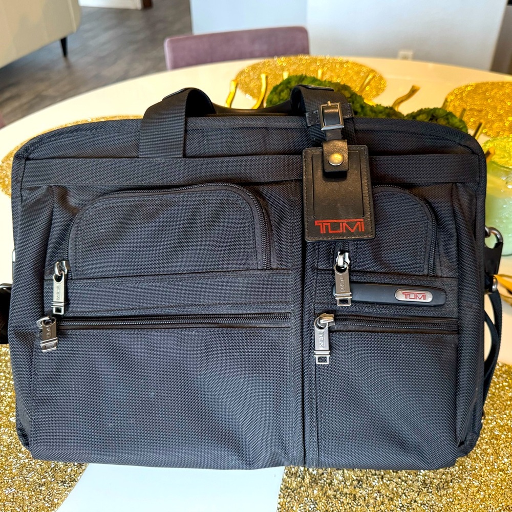 Tumi T-Pass Screen Laptop Slim Briefcase